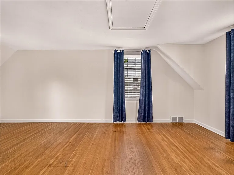 82 Clovercrest Dr — Photo 27