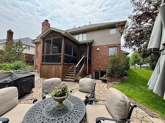 4th image of 10410 Capistrano Ln