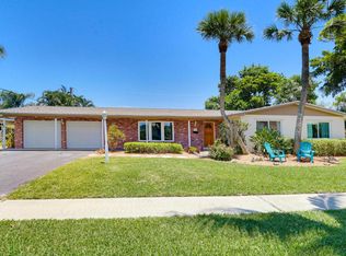 38 SW 9th Ter, Boca Raton, FL 33486