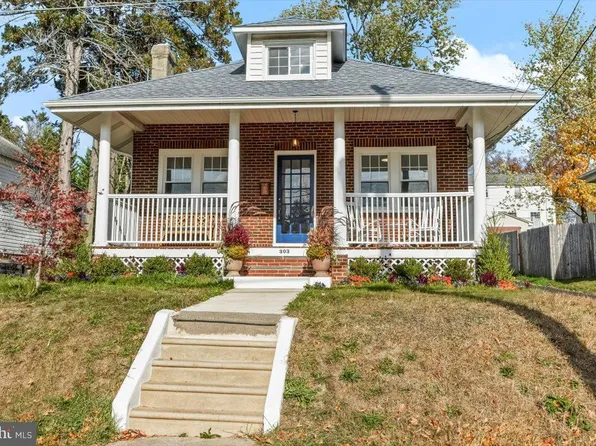 303 Krewson Ter, Willow Grove, PA 19090