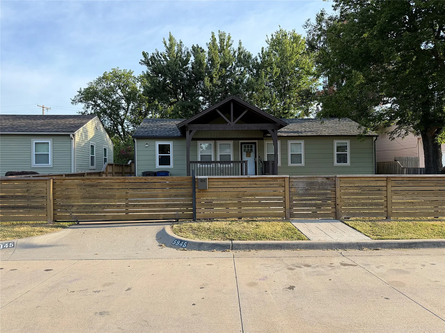 4 bed, 1128 sqft, $1,400 — Photo 3
