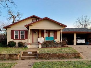 805 W Lindsey St, Breckenridge, TX 76424