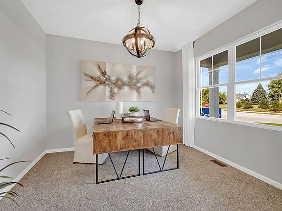 Office or bedroom on first floor