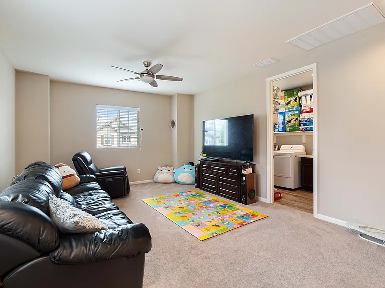 1533 Keats Pl — Photo 4