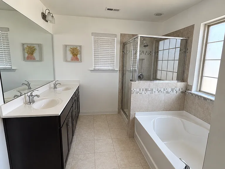 2624 Teermark Ln — Photo 8