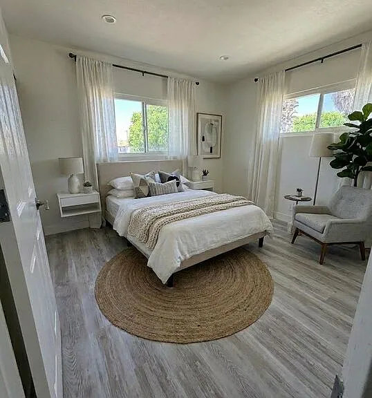 10218 Darby Ave #4 — Photo 5