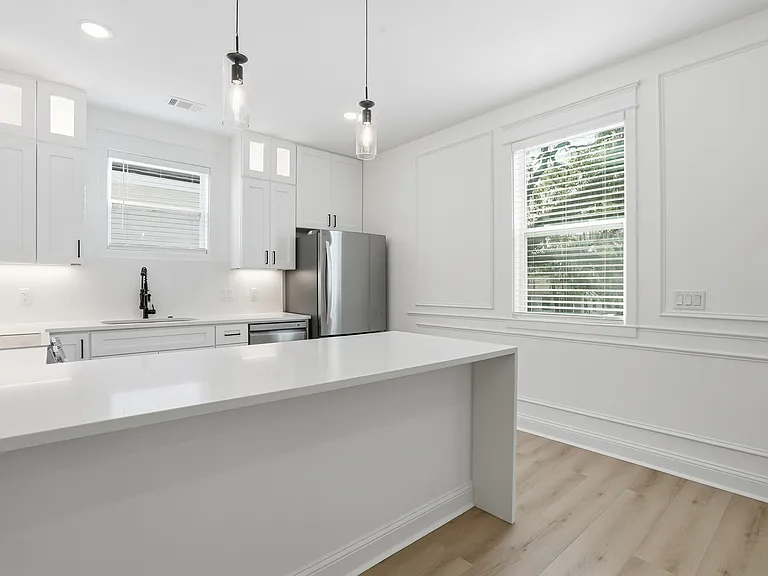 1228 E Anderson St #A — Photo 13