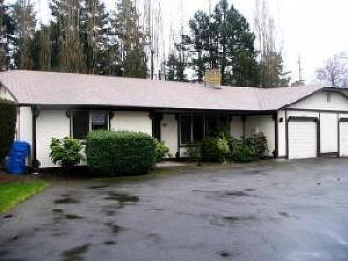 1st image of 6102 85th St SW
