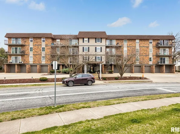 906 W Loire Ct APT 4A, Peoria, IL 61614