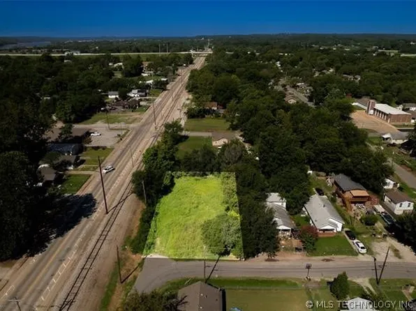 618 S 50th West Ave, Tulsa, OK 74127