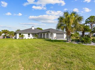 12 Inwood Way, Indian Harbour Beach, FL 32937