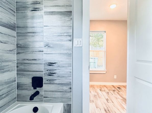 garland-texas-27010381 picture