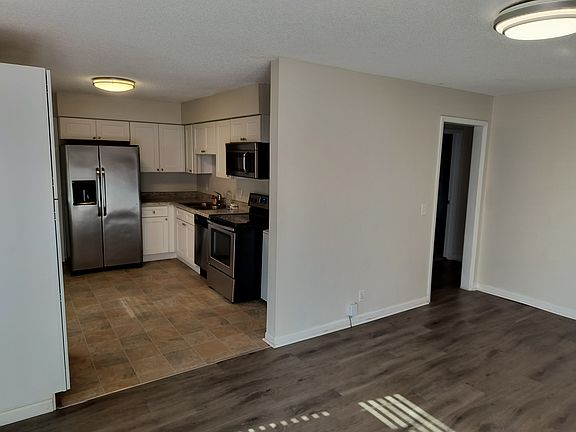 3rd image of 2335A W Eastland Ave #A