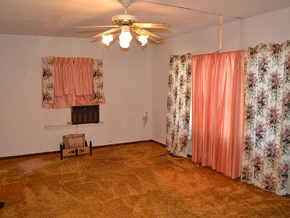 2nd image of 2709 Hale St