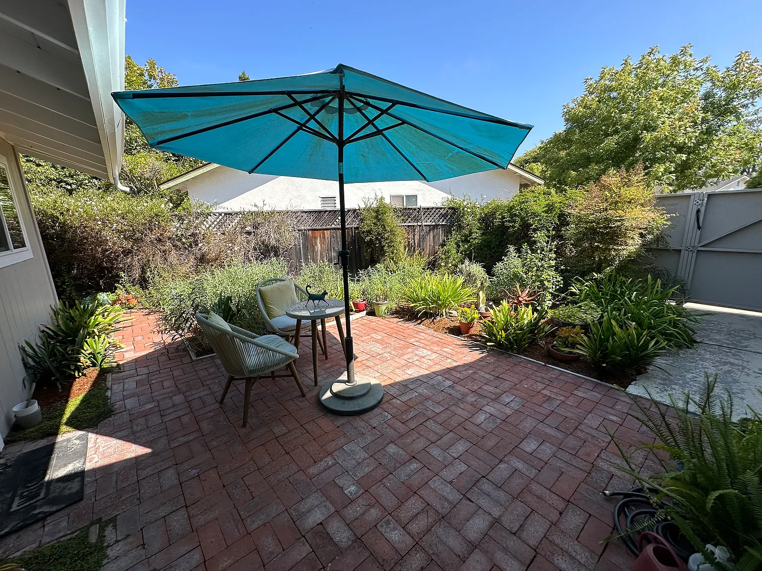 1 bed, 700 sqft, $3,000 — Photo 2