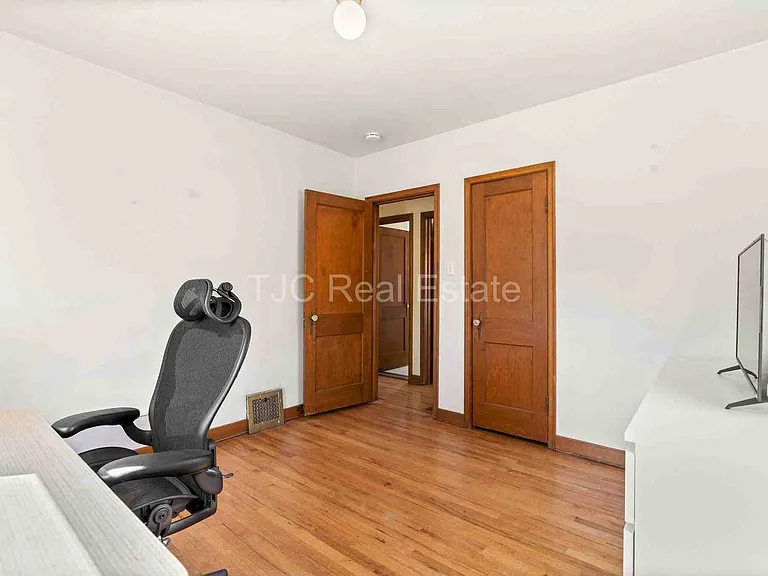 2675 Stuart St — Photo 18