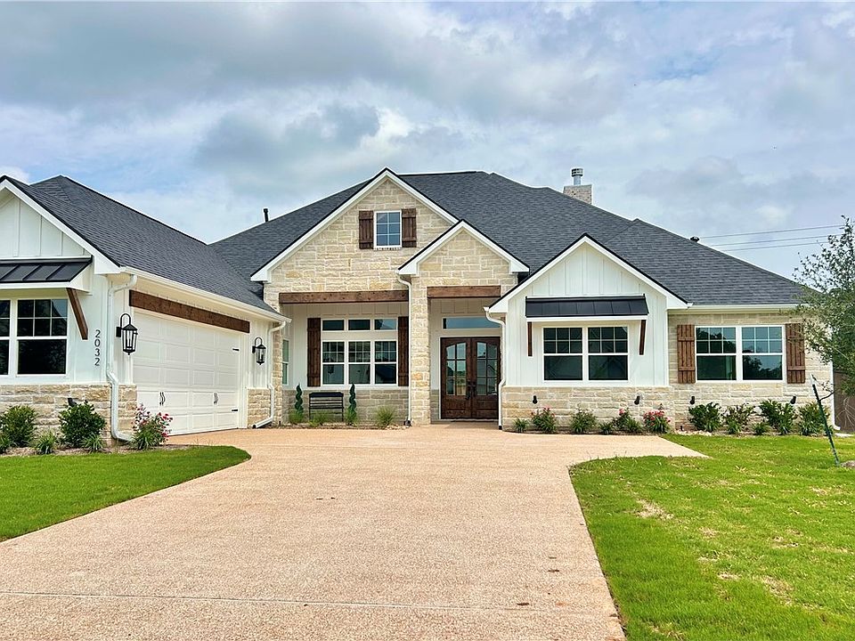 1st image of 2032 Pebble Bend Dr