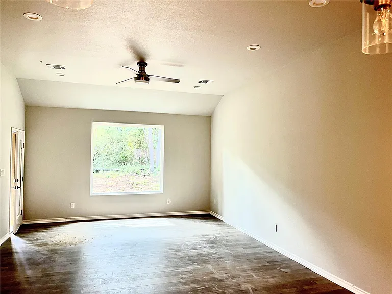 386 B Tahitian Dr — Photo 14