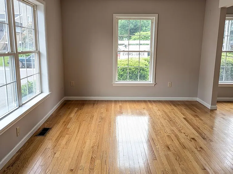 151 Park Ter — Photo 4