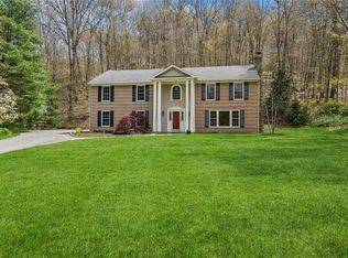 5 Longview Ln, Chappaqua, NY 10514