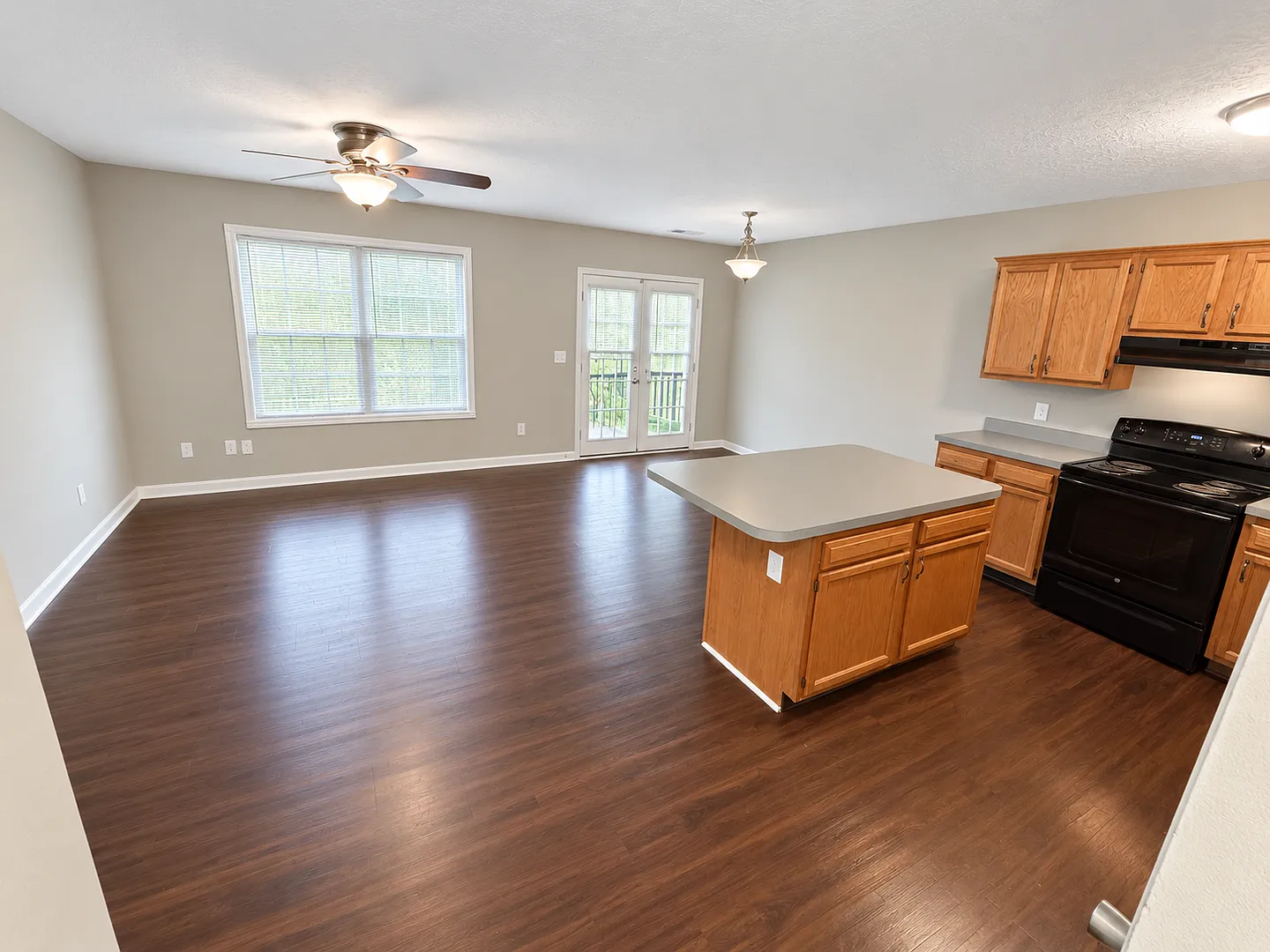 Pepperwood Ct — Photo 2