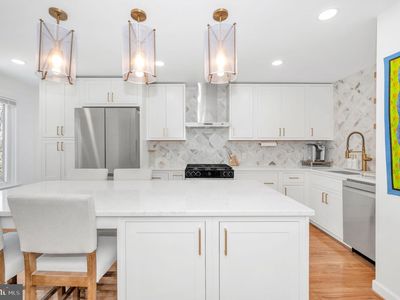 5025 7th Rd S APT 202, Arlington, VA, 22204