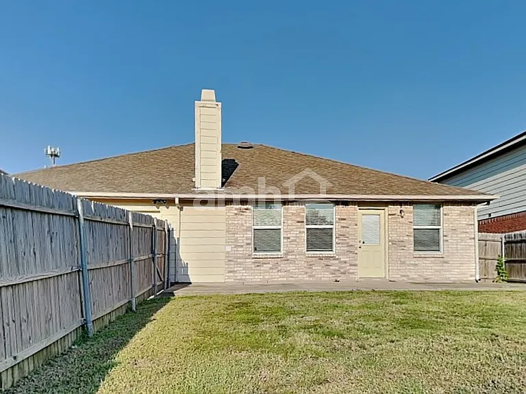 2806 Lake Terrace Dr — Photo 15