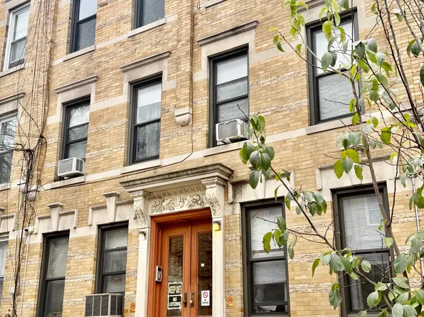 2052 Gates Avenue image 2 of 23