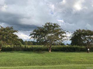 101 Snowden Crossing Dr, Moyock, NC 27958