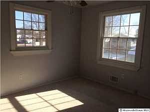 2nd image of 21 Country Club Blvd