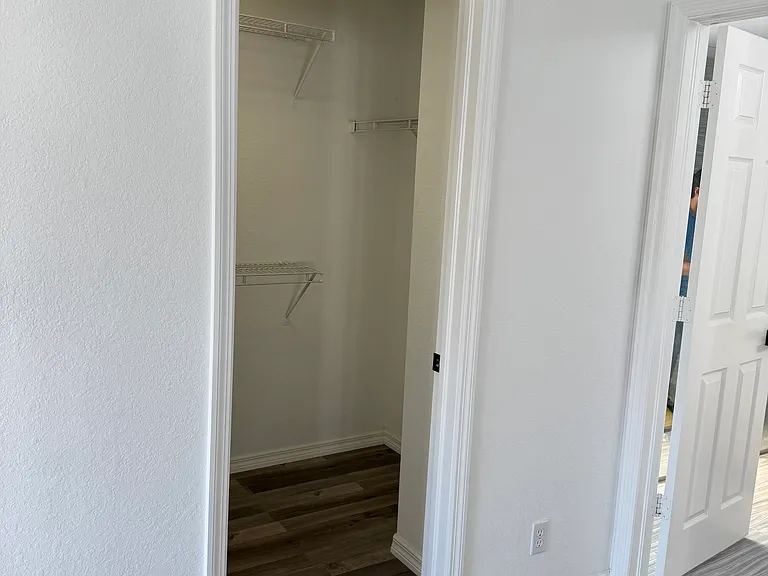 8867 Falcon Pointe Loop — Photo 41