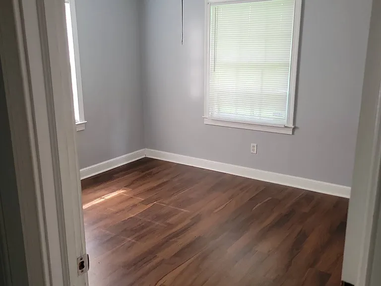 1518 Greenbay Dr — Photo 10