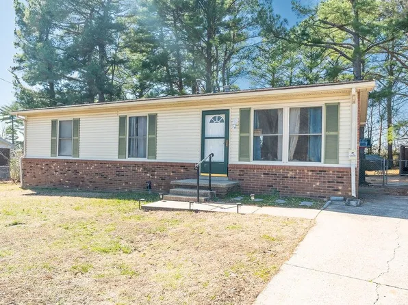 621 Evergreen Park Dr, Hopkinsville, KY 42240