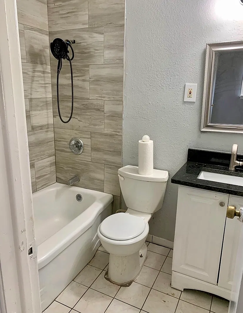 3 bed, 100 sqft, $1,500 — Photo 4