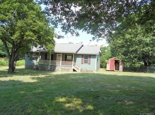 39878 Chickasaw St, Howe, OK 74940