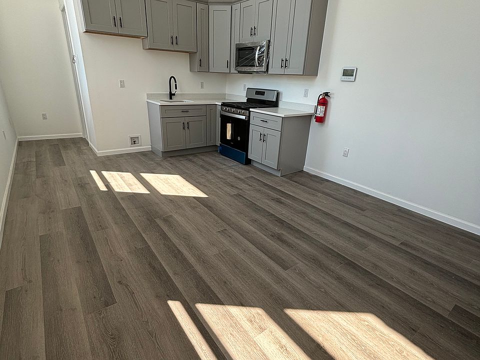 2nd image of 24-30 Elm St #301