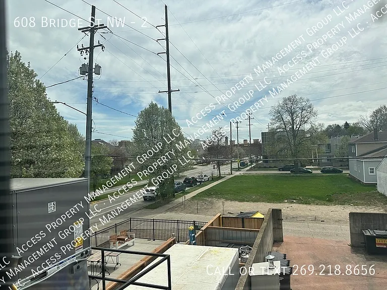 608 Bridge St NW #2 — Photo 17