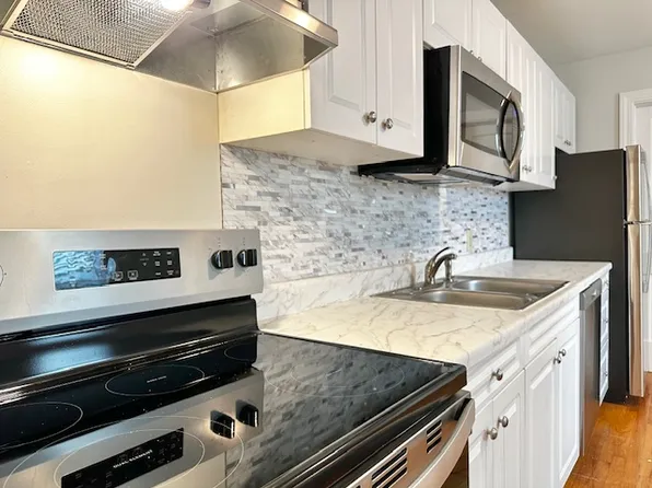 310 Winston St #D, Florence, SC 29501