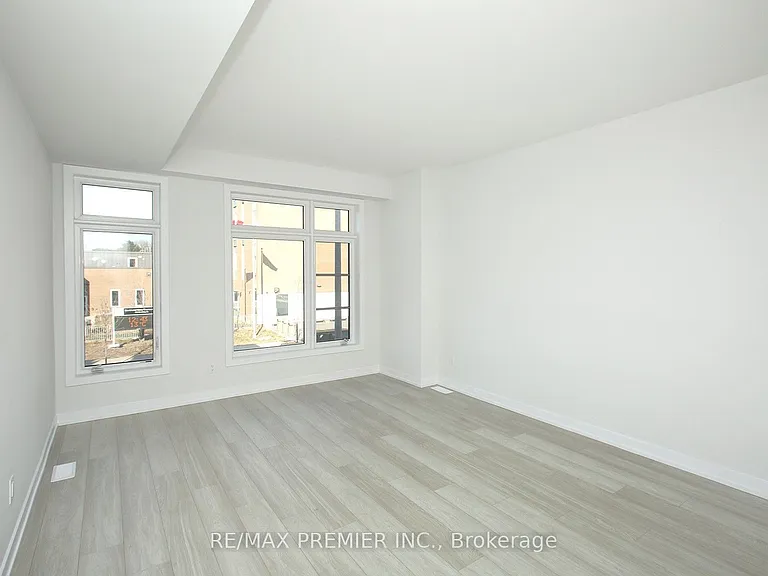 128 Brockley Dr — Photo 18