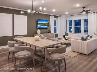 1 Sunset Rd #5, Oceanport, NJ 07757