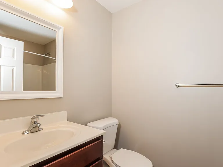 223 Caddel St — Photo 15