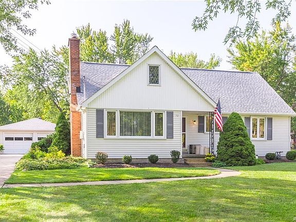 2nd image of 70 Minden Dr