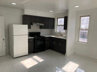 4038 Loring St, Philadelphia, PA 19136