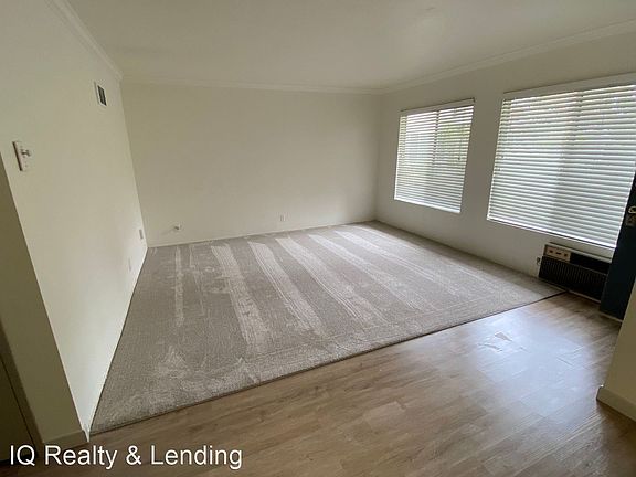 3rd image of 8220 Vincetta Dr Unit 27