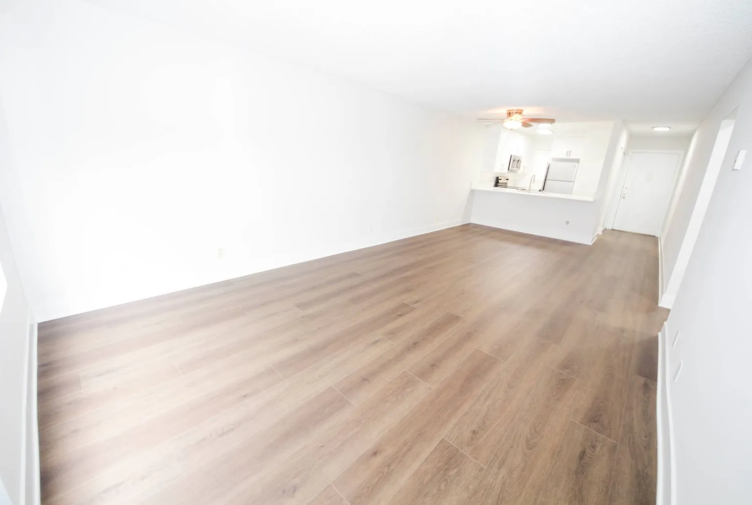 Sixth Street Apartments — Photo 2