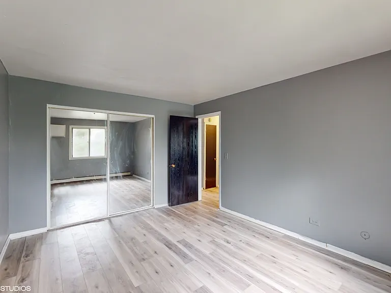 8111 Waterbury Ct — Photo 21