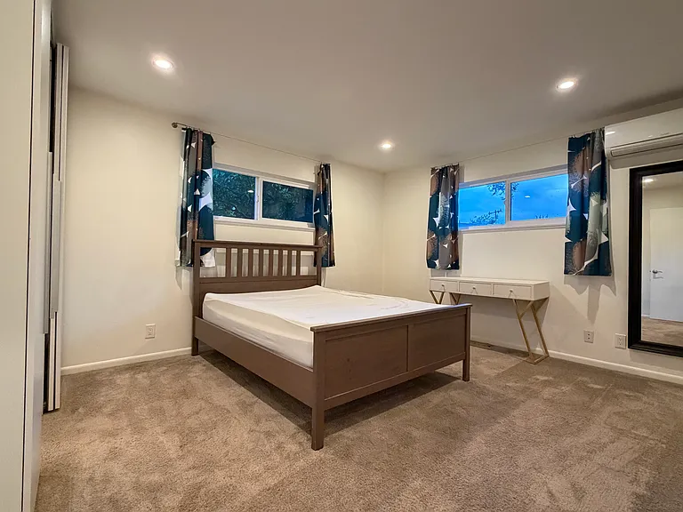 22721 Wildwood St — Photo 19