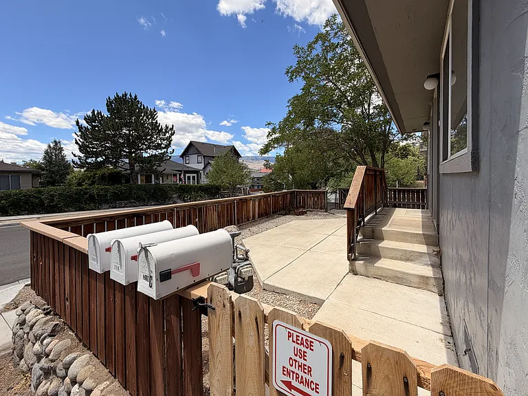 319 Thoma St #A — Photo 20