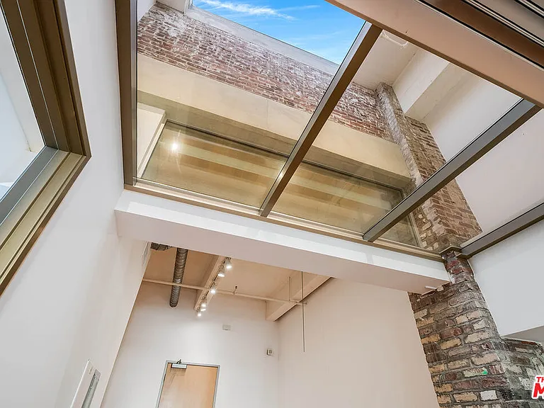 1850 Industrial St #106 — Photo 18