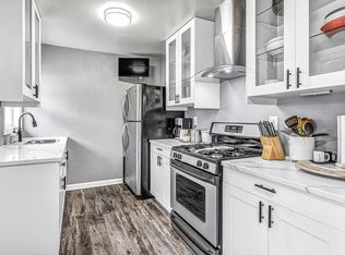 9428 W Laramie Rd, Milwaukee, WI 53224